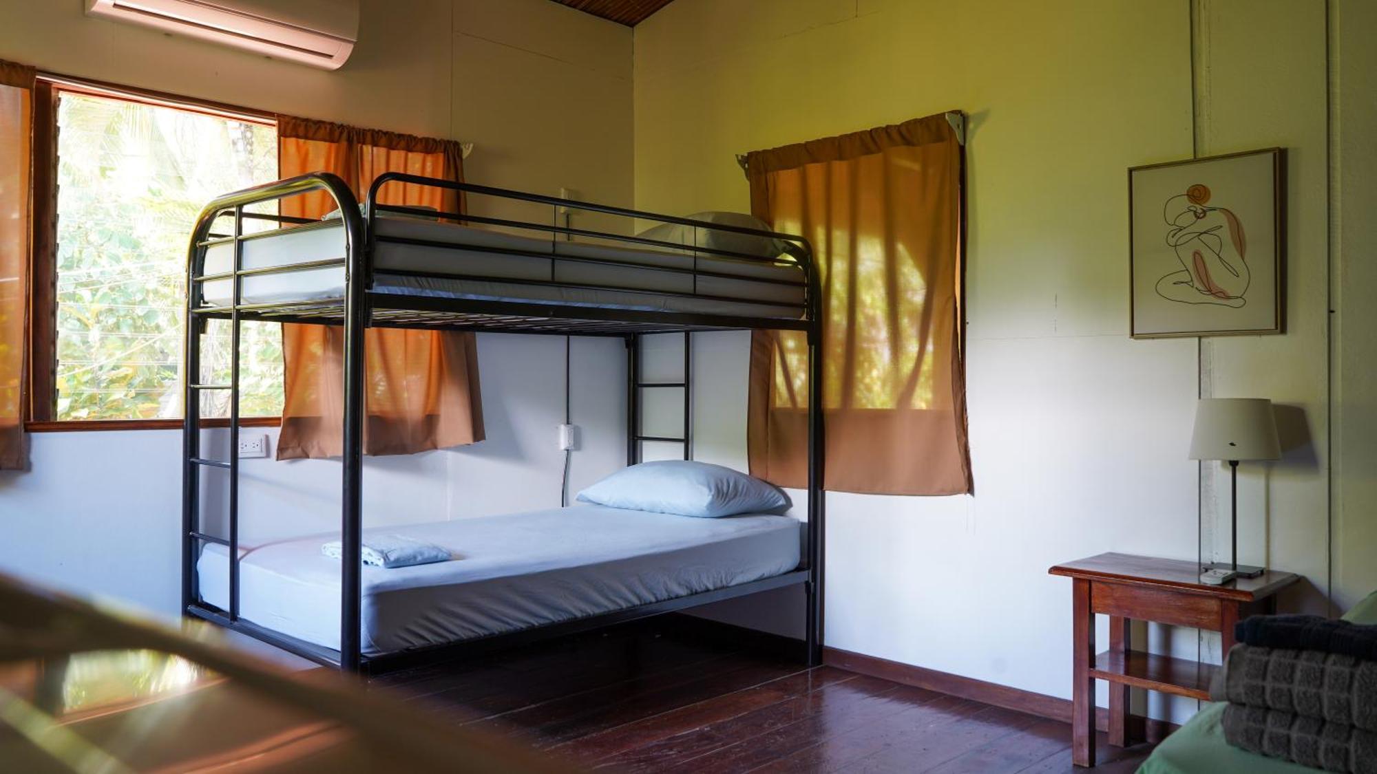 El Clan Hostel Puerto Viejo de Talamanca Екстериор снимка