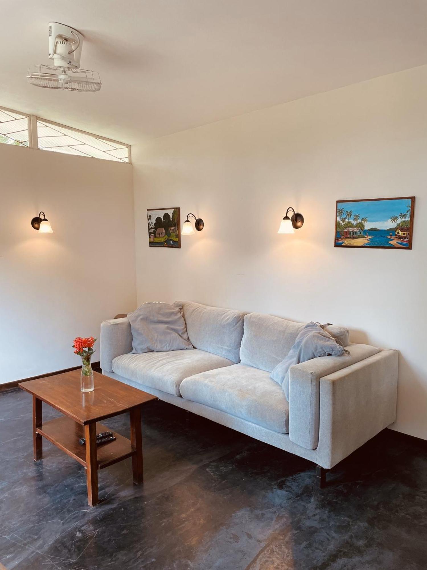 El Clan Hostel Puerto Viejo de Talamanca Екстериор снимка