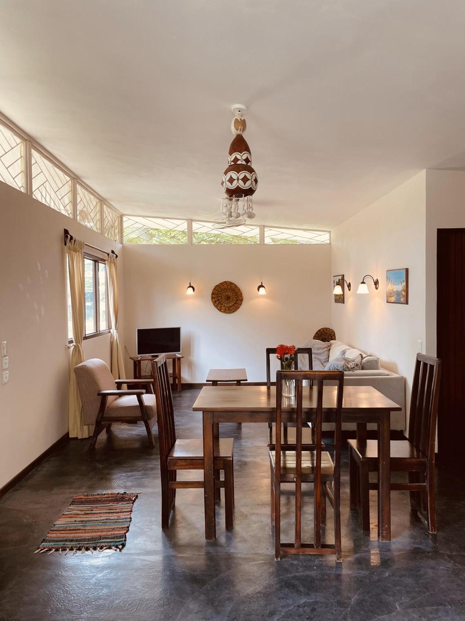 El Clan Hostel Puerto Viejo de Talamanca Екстериор снимка