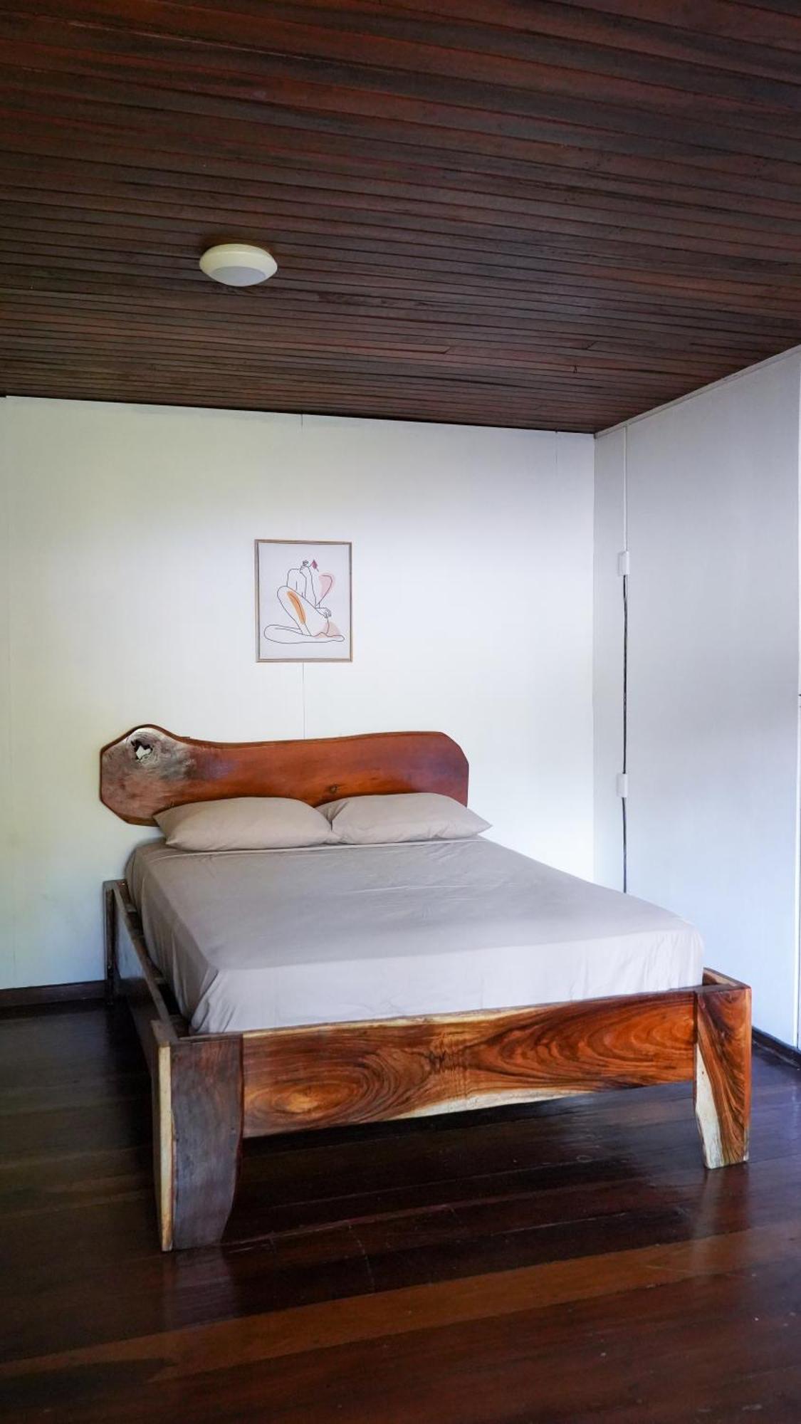 El Clan Hostel Puerto Viejo de Talamanca Екстериор снимка