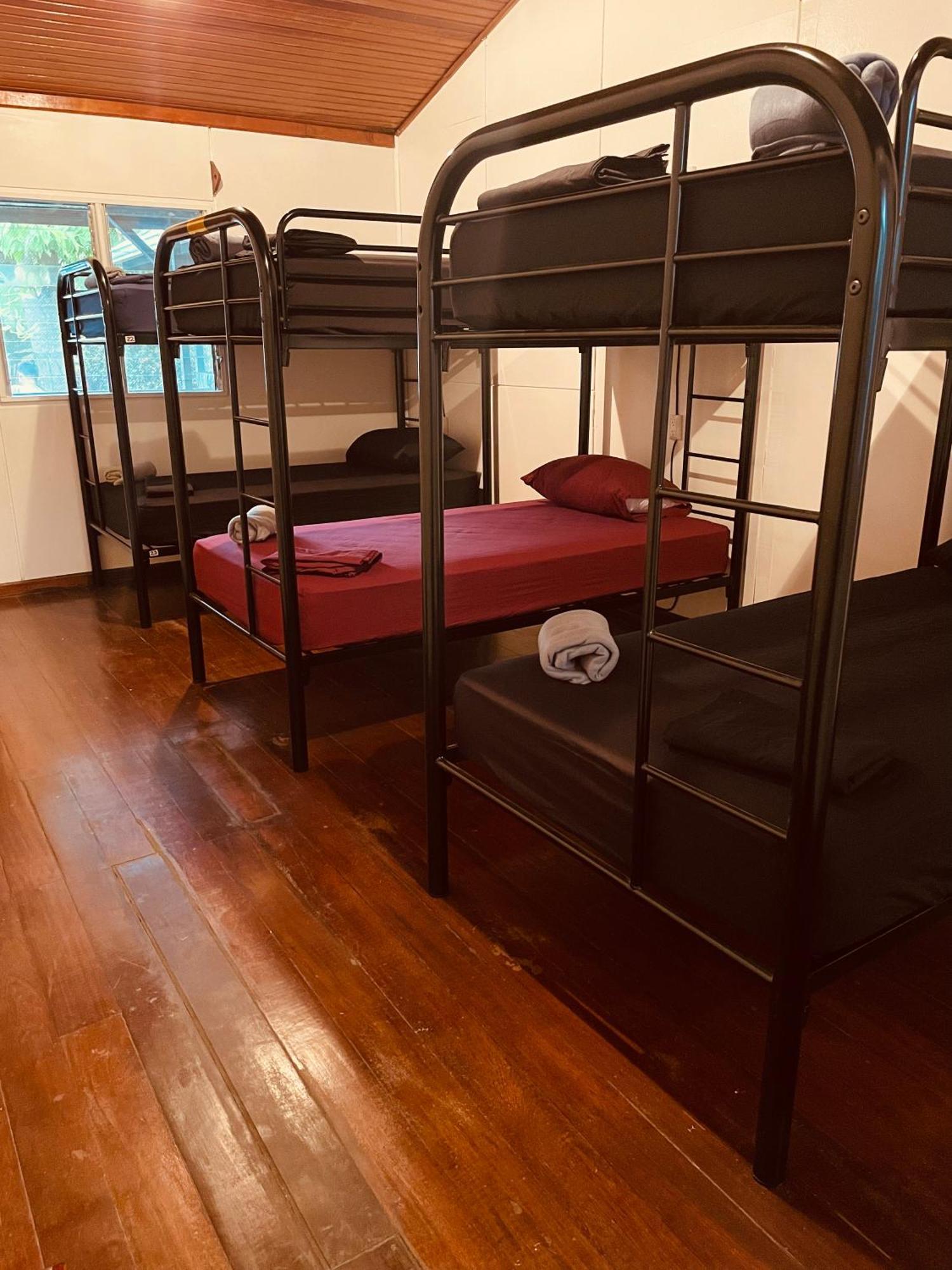 El Clan Hostel Puerto Viejo de Talamanca Екстериор снимка